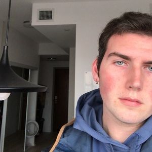 Meet your Posher, Cory